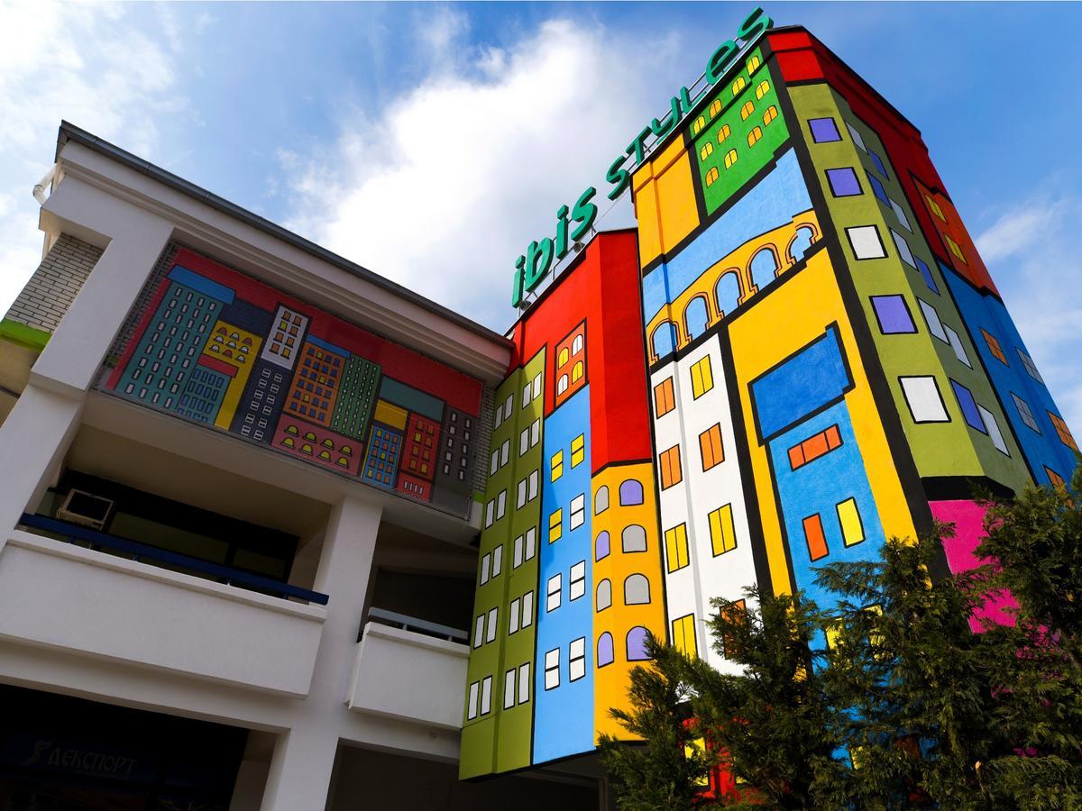 Отель Ibis Styles Скопье Экстерьер фото